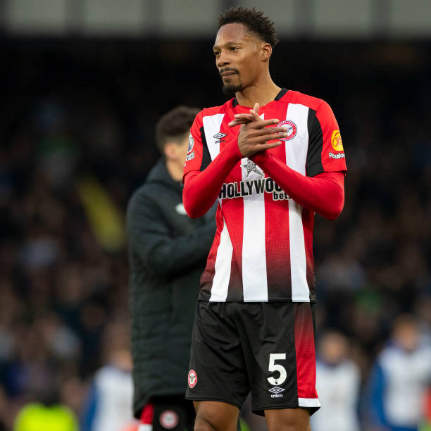 位球员的求 位球员的求