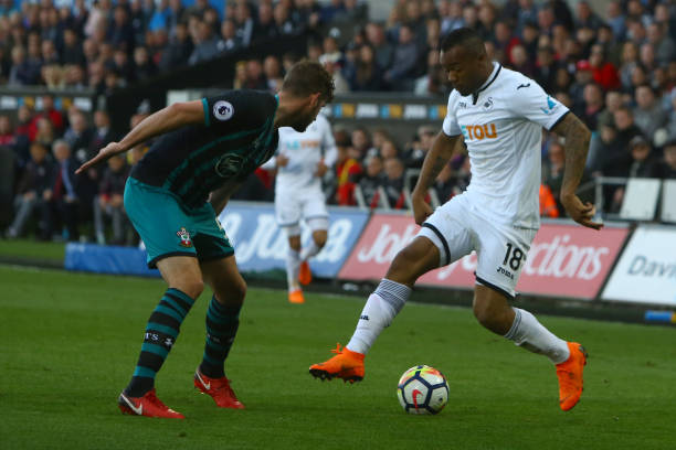 又來秀恩愛情緒,唐斯慶生真會找話題.