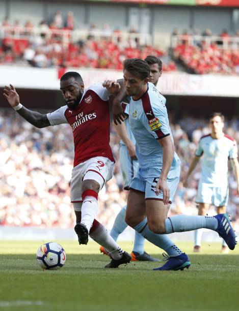 瓊斯自信地宣稱自己是後衛 並認為郭艾倫是最頂尖的中國球員.